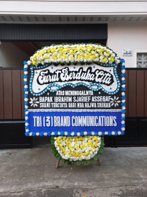 Papan Bunga Duka di Karang Harapan